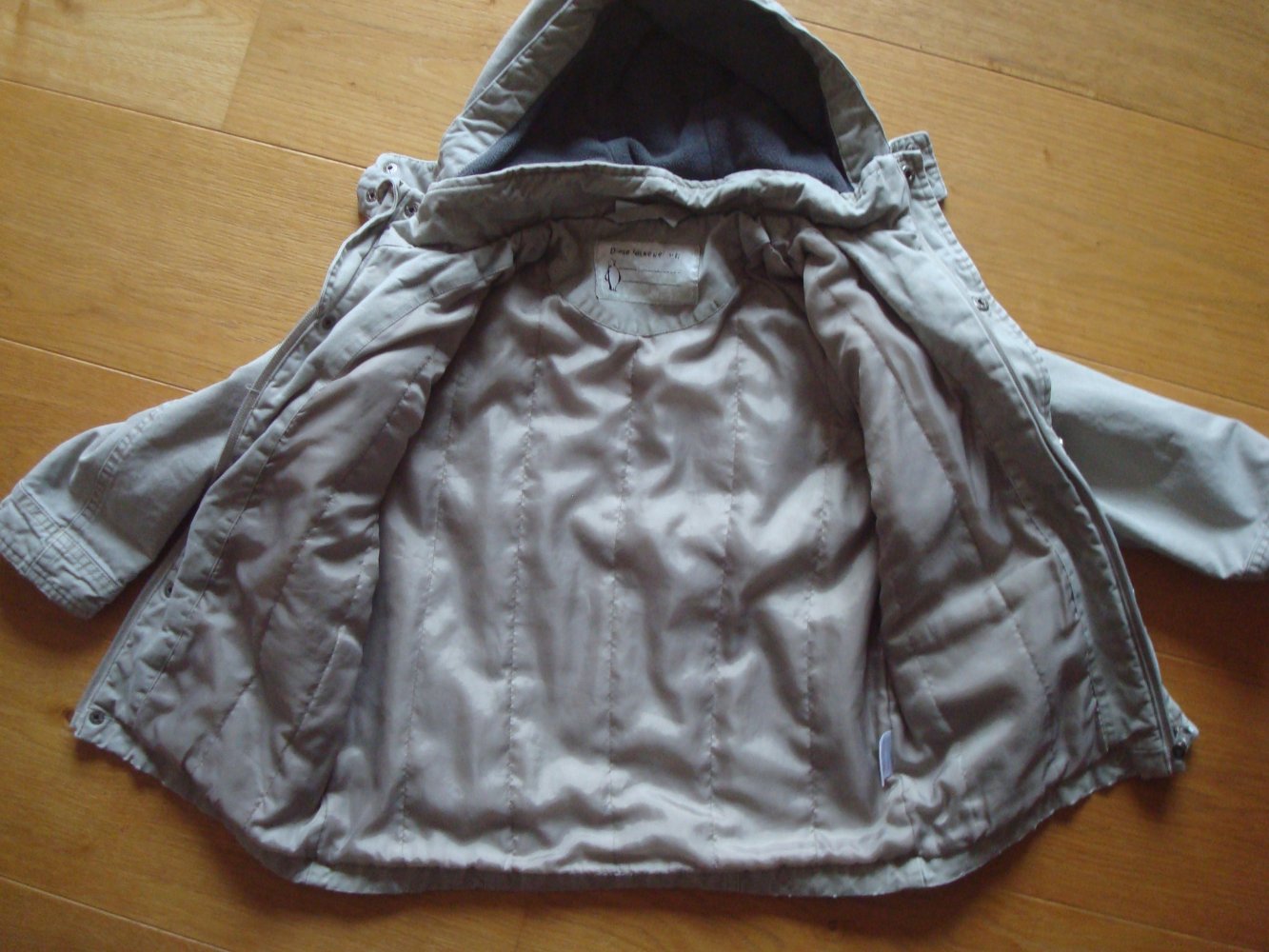 Jacke Übergang mit abnehmbarer Kapuze