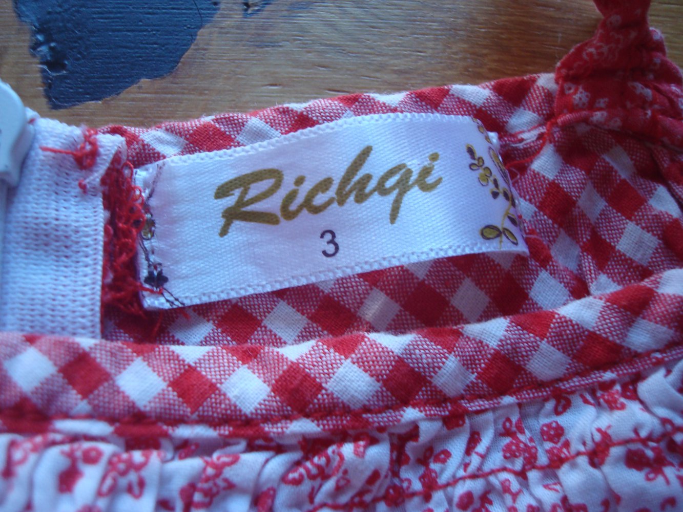 wunderschönes Kleid in Rot-Weiß