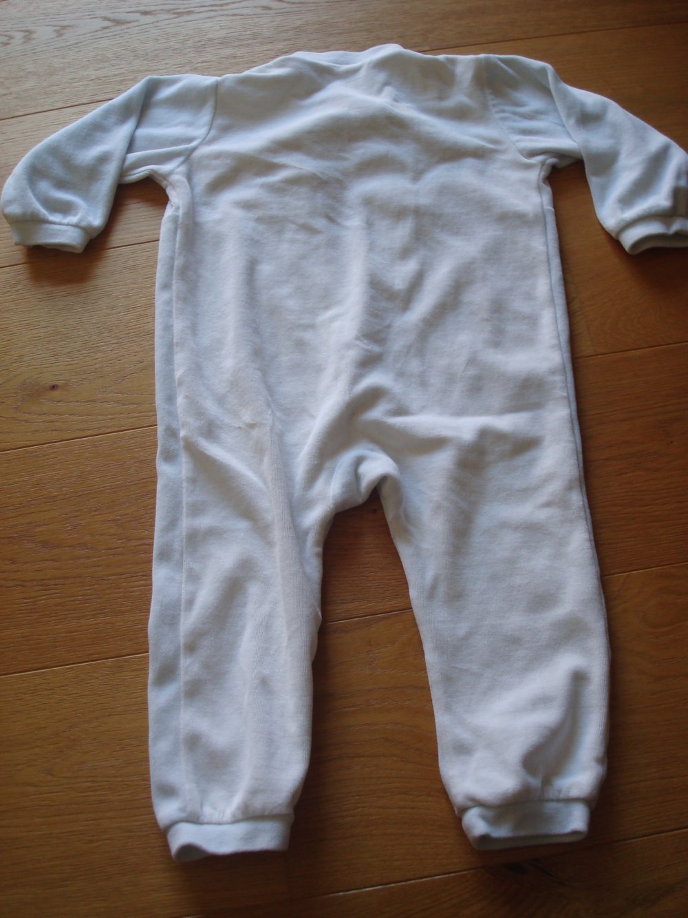 kuscheliger Schlafanzugeinteiler