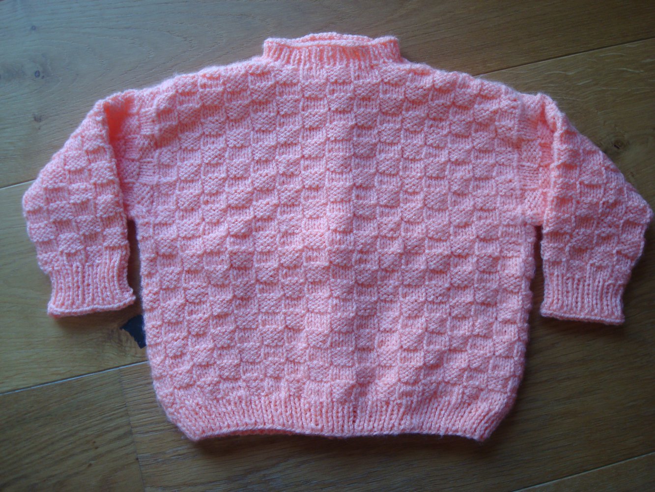 süße Strickjacke handmade Neu