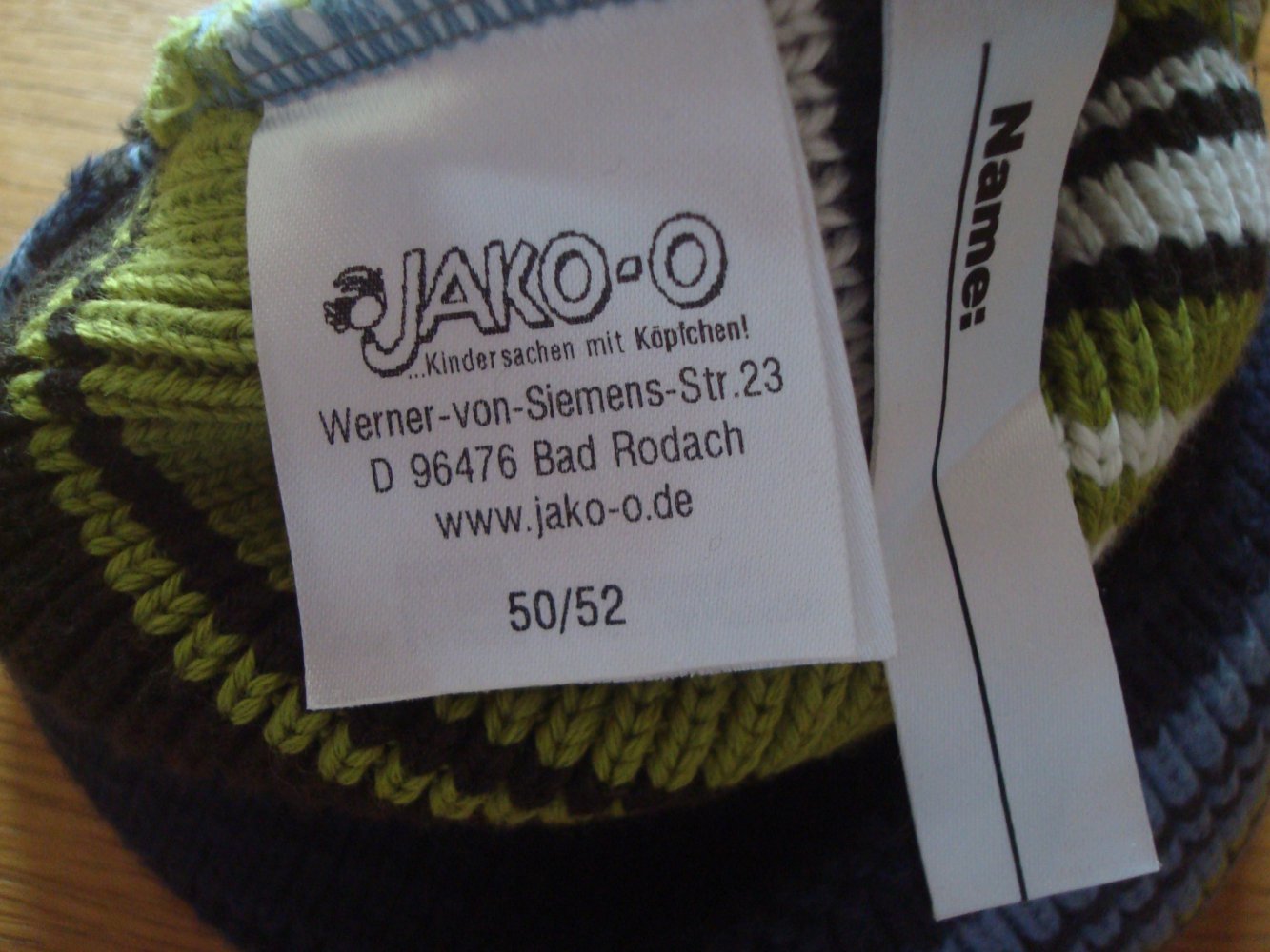 warme Mütze, Strickmütze mit Streifen Neu