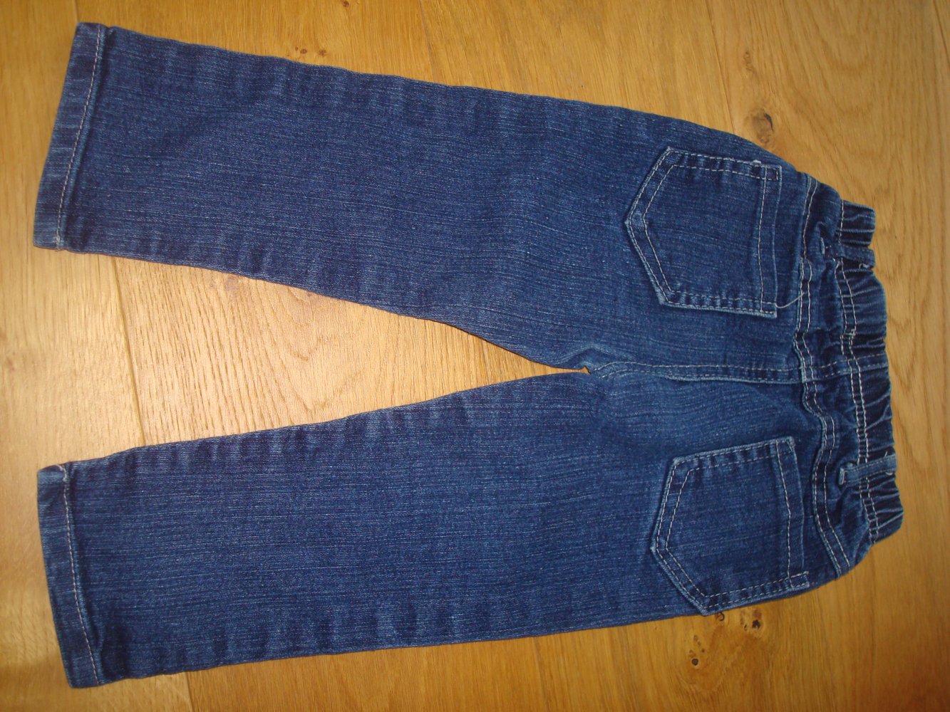 süße Hose, Jeans mit Pailetten und Stickerei