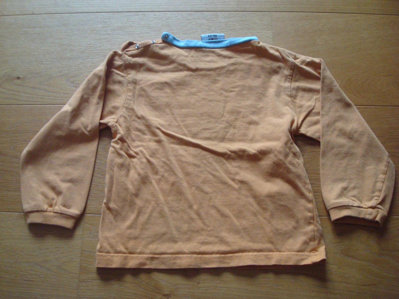 Shirt, Langarmshirt, Pullover mit kleinem Aufdruck