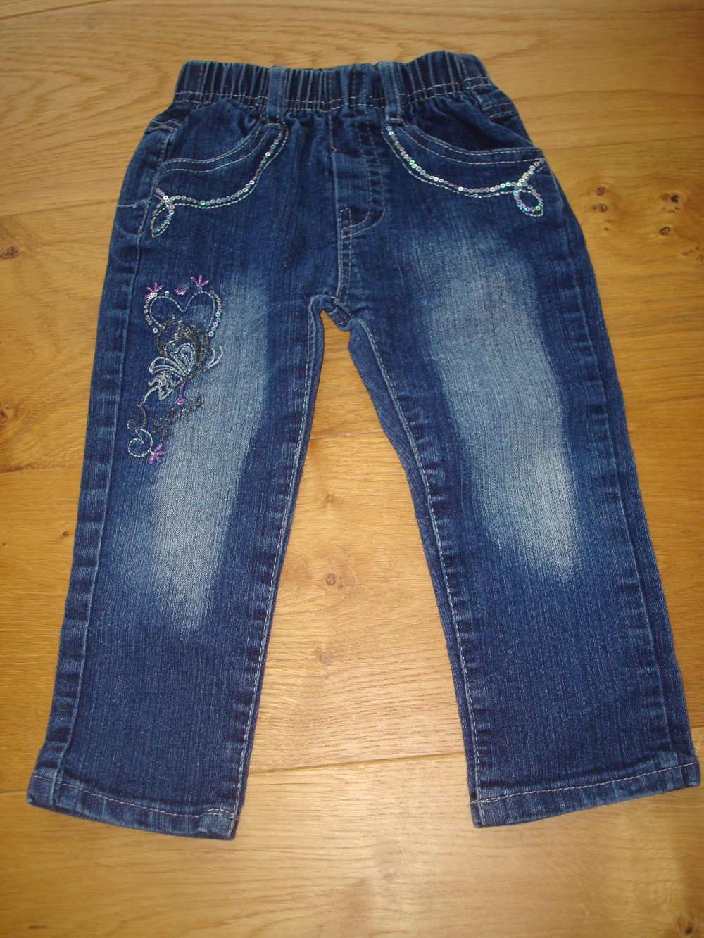 süße Hose, Jeans mit Pailetten und Stickerei