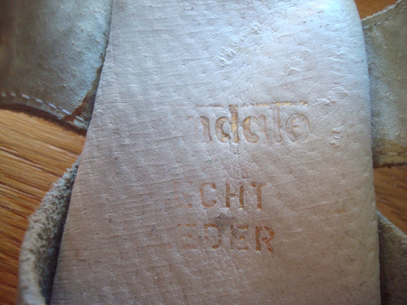 Schuhe, Sandalen in Grau Gr. 20