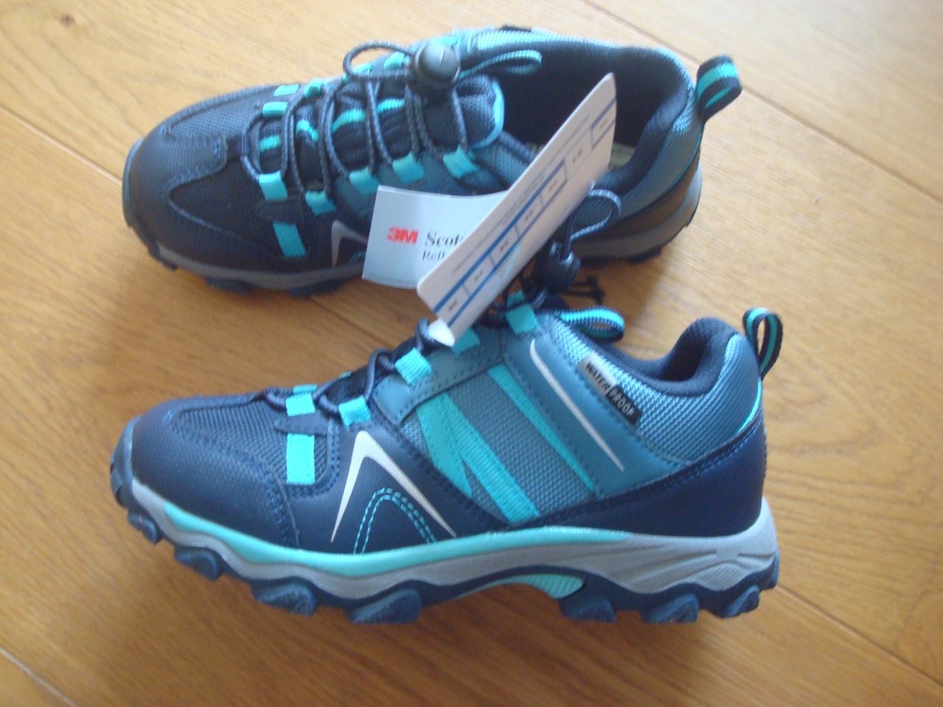 Schuhe, Wanderschuhe, Trekkingschuhe Neu Gr. 31