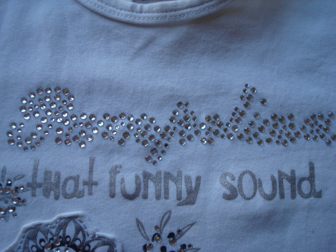 tolles T-Shirt mit Glitzeraufdruck