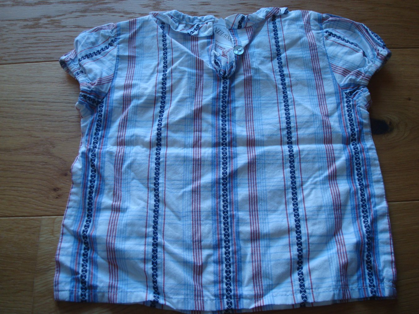 süße Kurzarmbluse für Mädchen von Giesswein Gr. 80