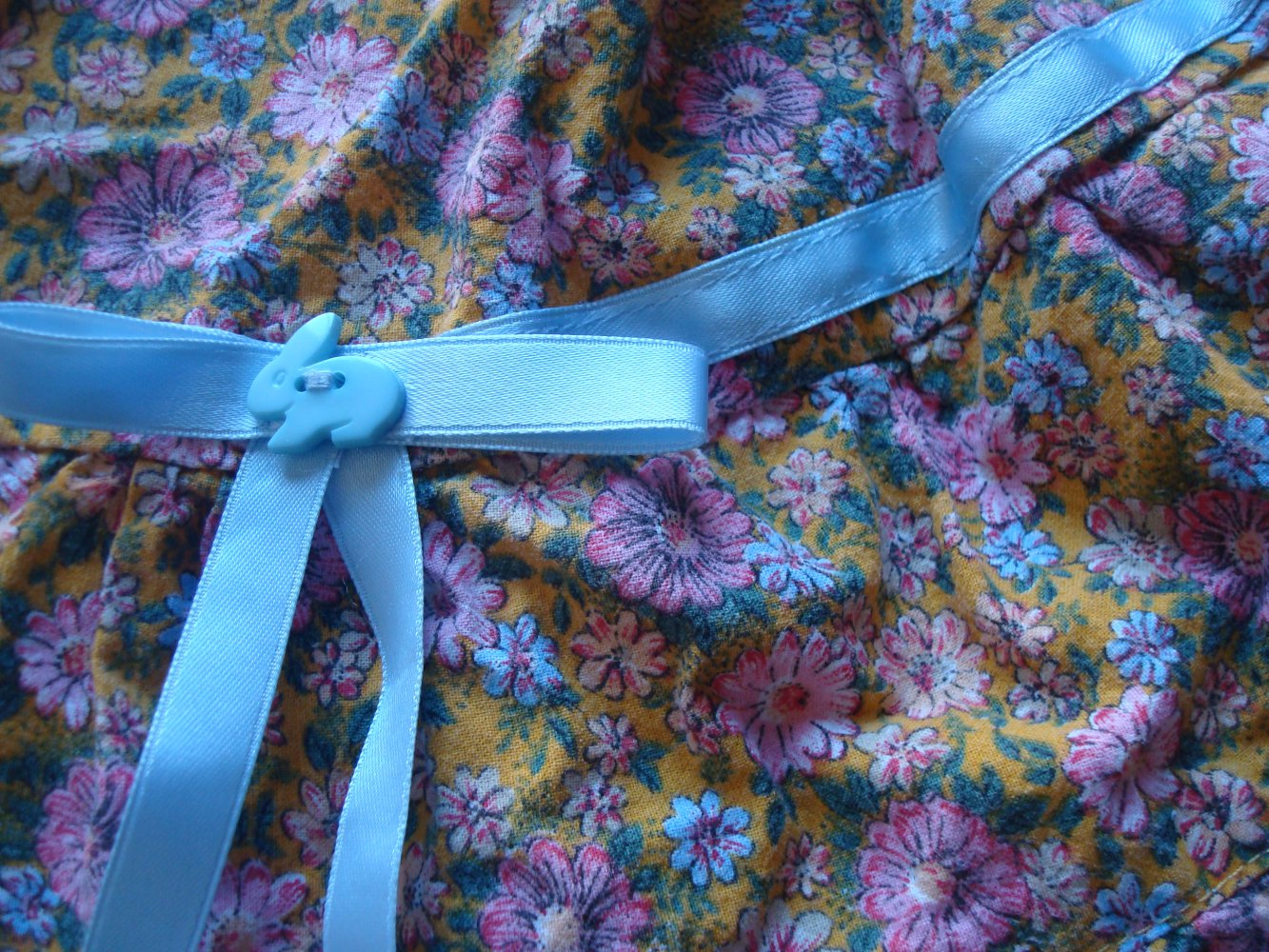 supersüßes Sommerkleid, Kleid mit Blumendruck handmade Gr. 80