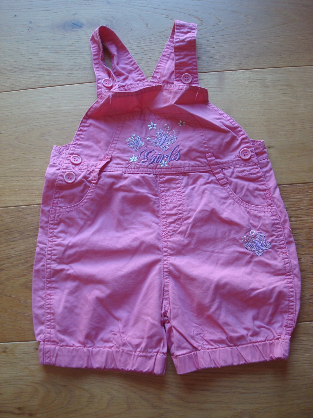 Hose kurz, Latzhose für Mädchen