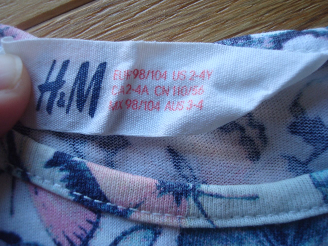 Kleid, Sommerkleid mit Schmetterlinegn von H&M