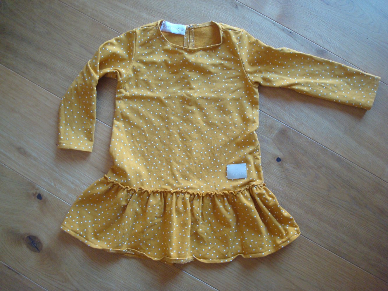 süßes Kleid, Langarmkleid mit Punkten