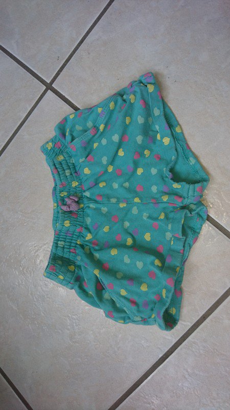 Kurze Hose Gr 86/92