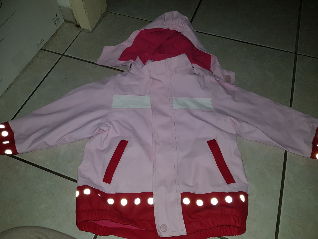 Regen/ Matschjacke Gr 98/104 leicht angeraut innen