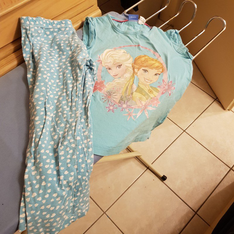 Schlafanzug Gr 98/104