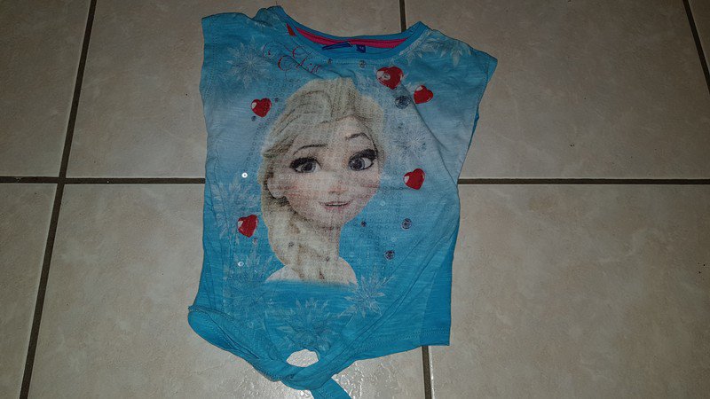 T-shirt Gr 4 A getragen bei 104