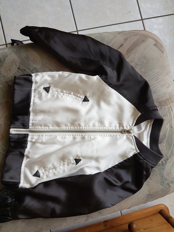 dünne Jacke ( art Bomber Jacke) Gr 104