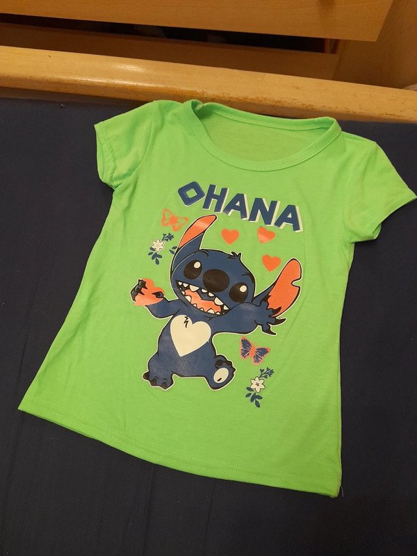 T Shirt gr 8 entspricht 122