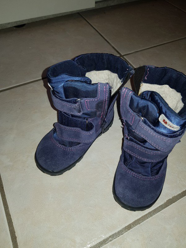 Winterschuhe Gr 22