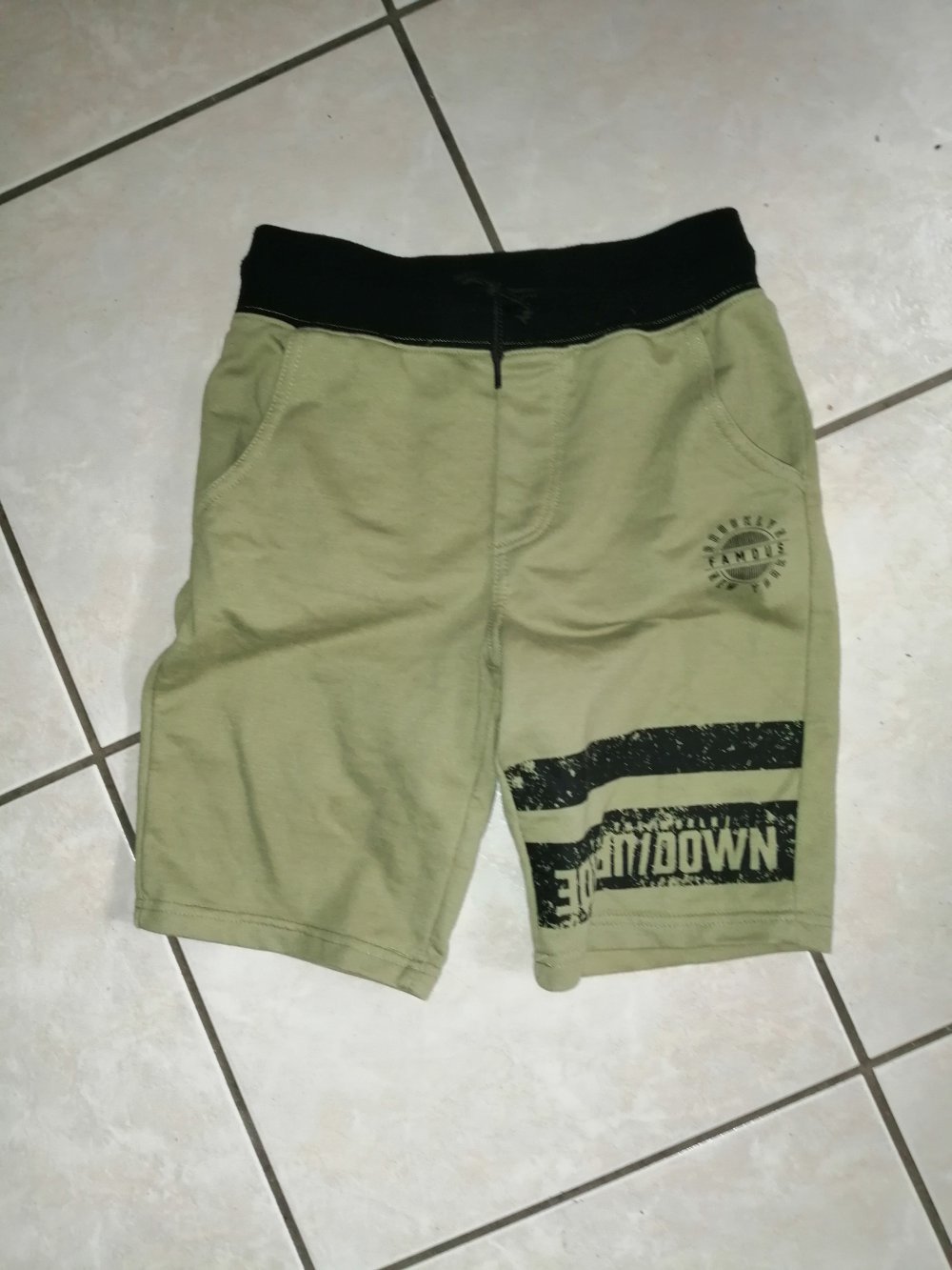 Kurze Hose Gr 134/140