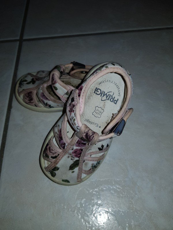 Sandalen Gr 20