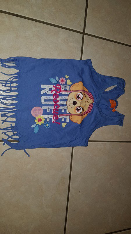 Tanktop Gr 4 A getragen bei 98/104