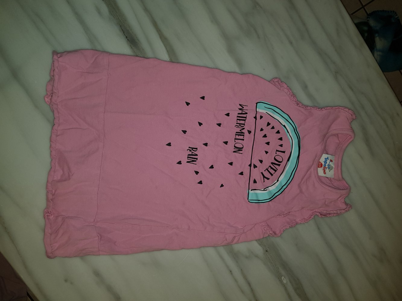 Nachthemd 98/104 Fleck auf der Rückseite