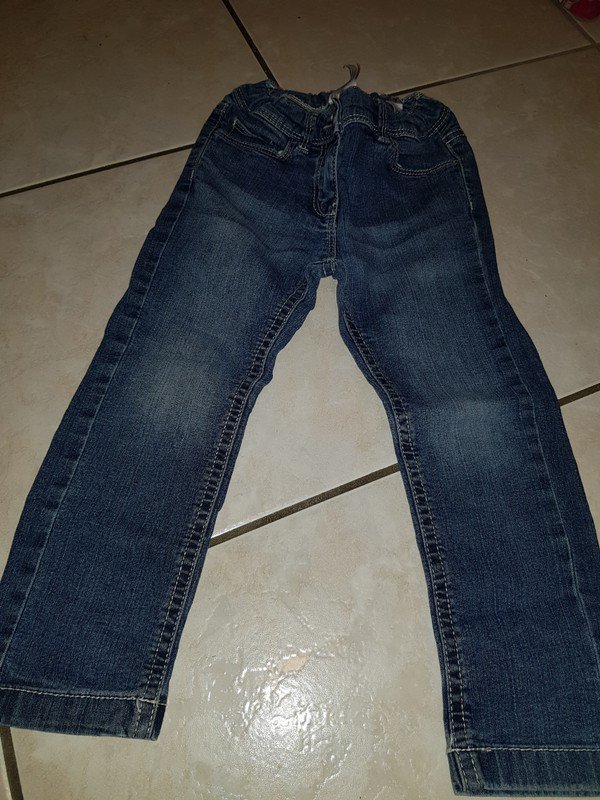 Jeans Gr 98