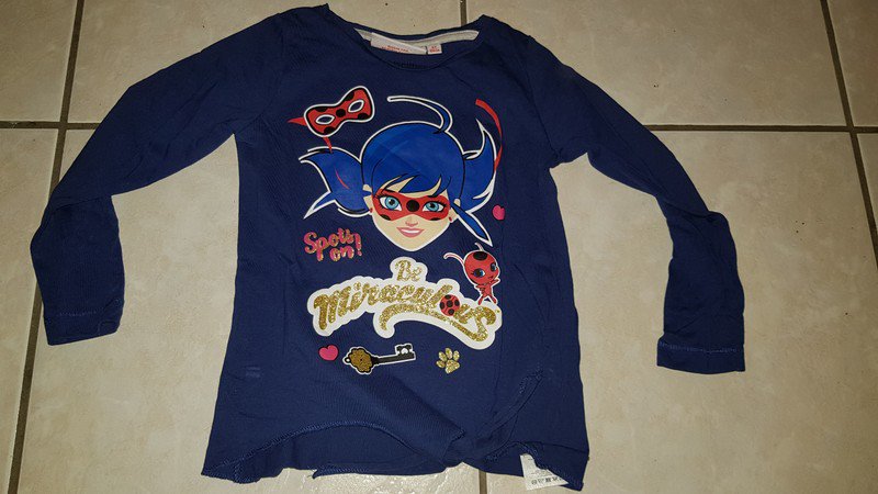 Langarmshirt Gr 4 Y getragen bei 104