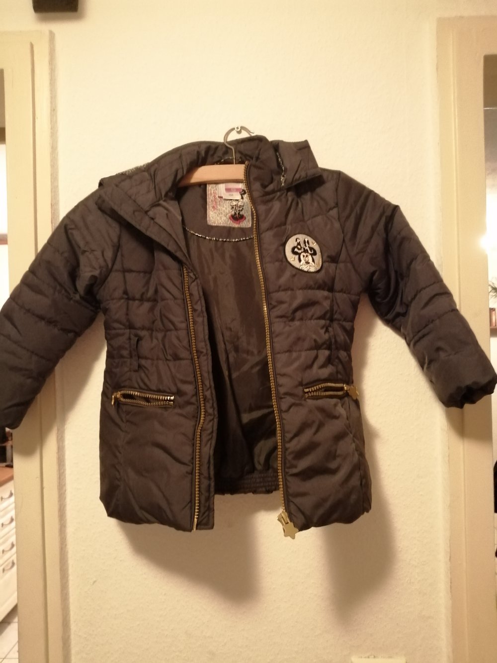 Winterjacke Gr 104 Gürtel ist abhanden gekommen