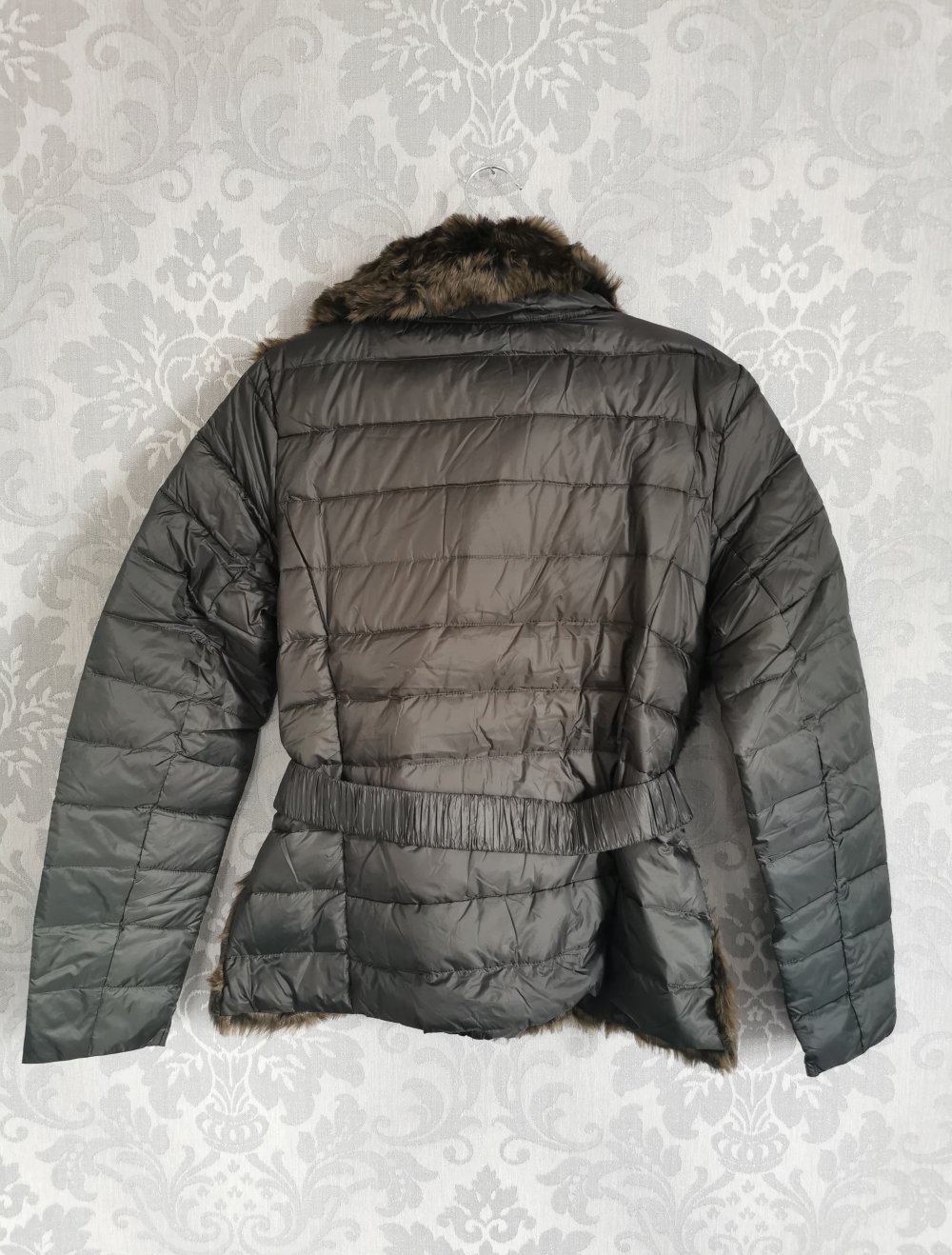 Laura Scott Daunenjacke Gr. 40 Kunstfell Gurtel Neu