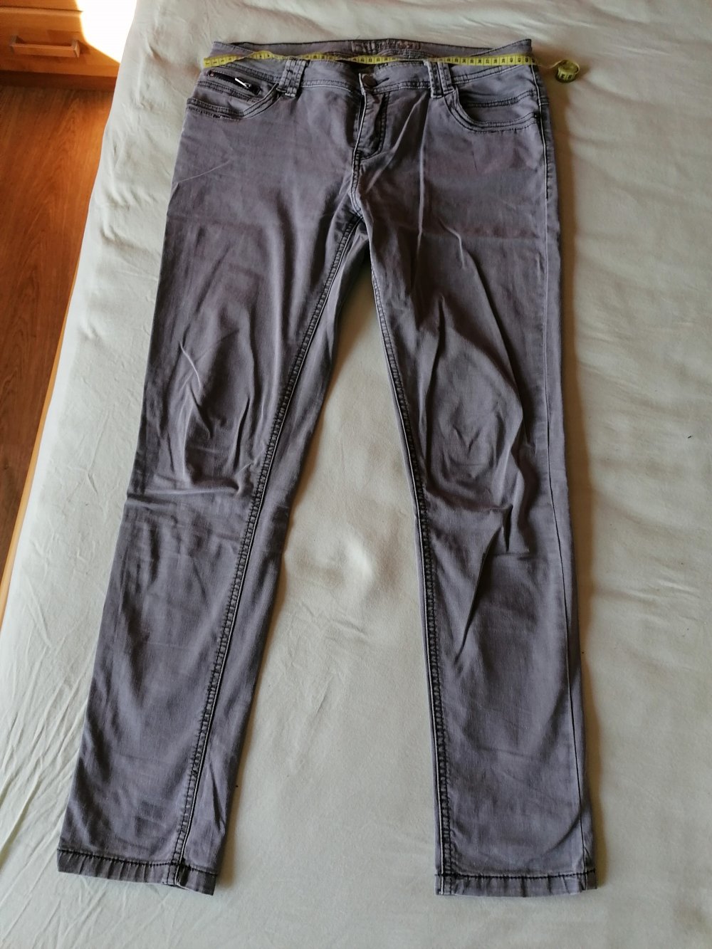 Multiblu: hellgraue Hose Gr. 40