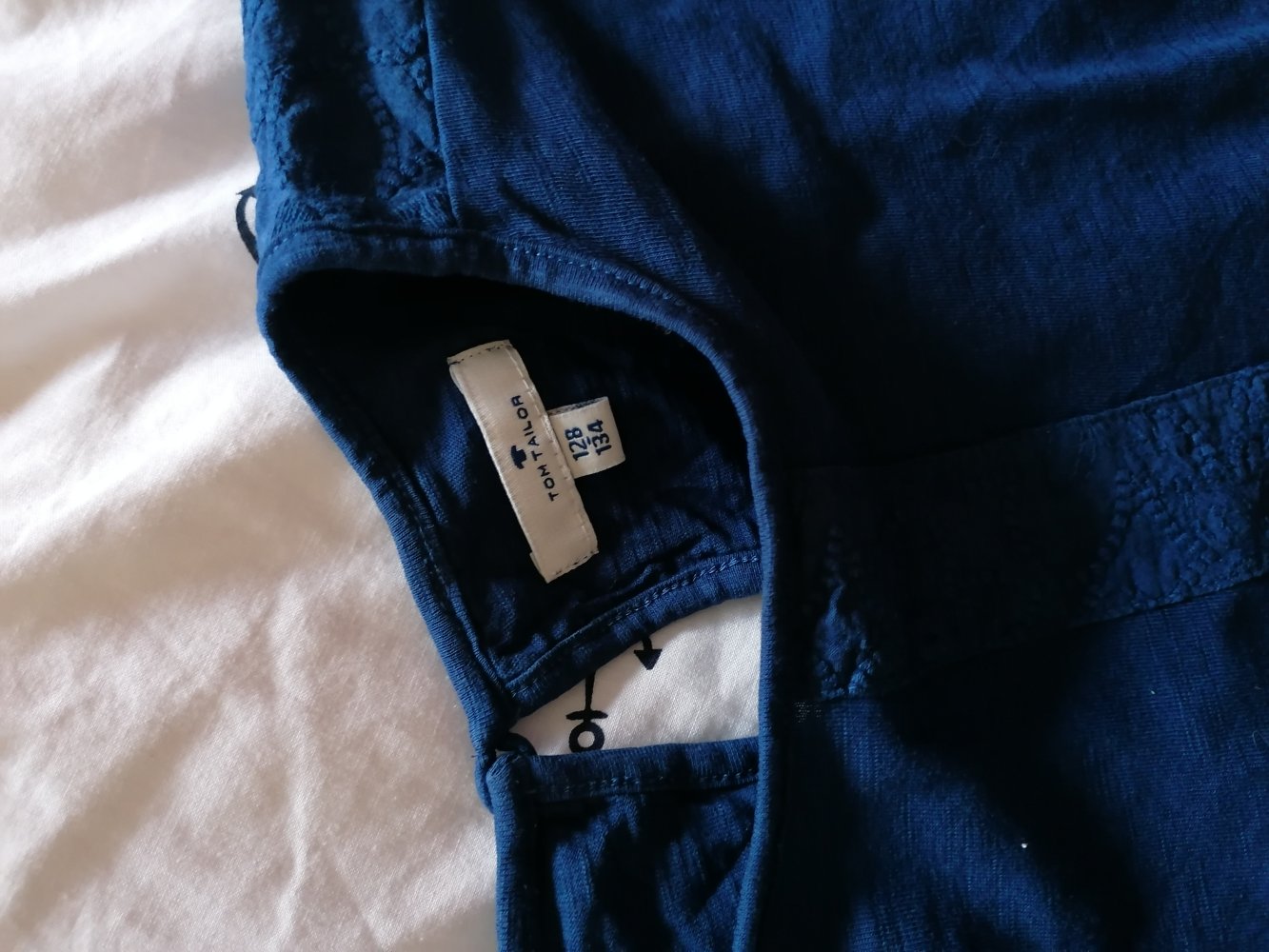 Tom Tailor: dunkelblaue Tunika mit Lochstickerei Gr. 128/134