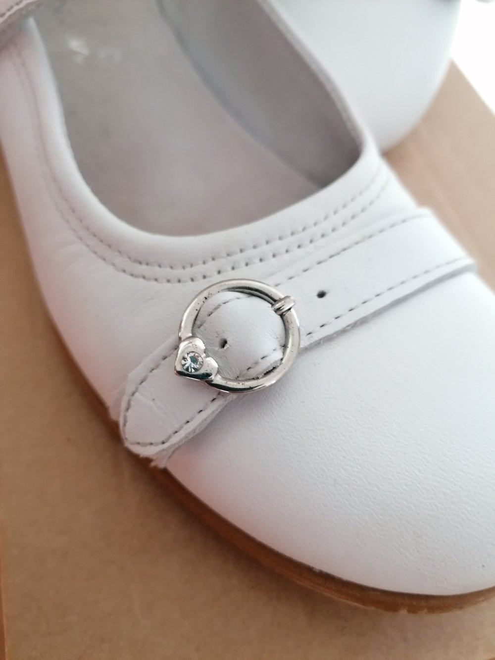 Sabalin: weiße Lederballerina Gr. 32