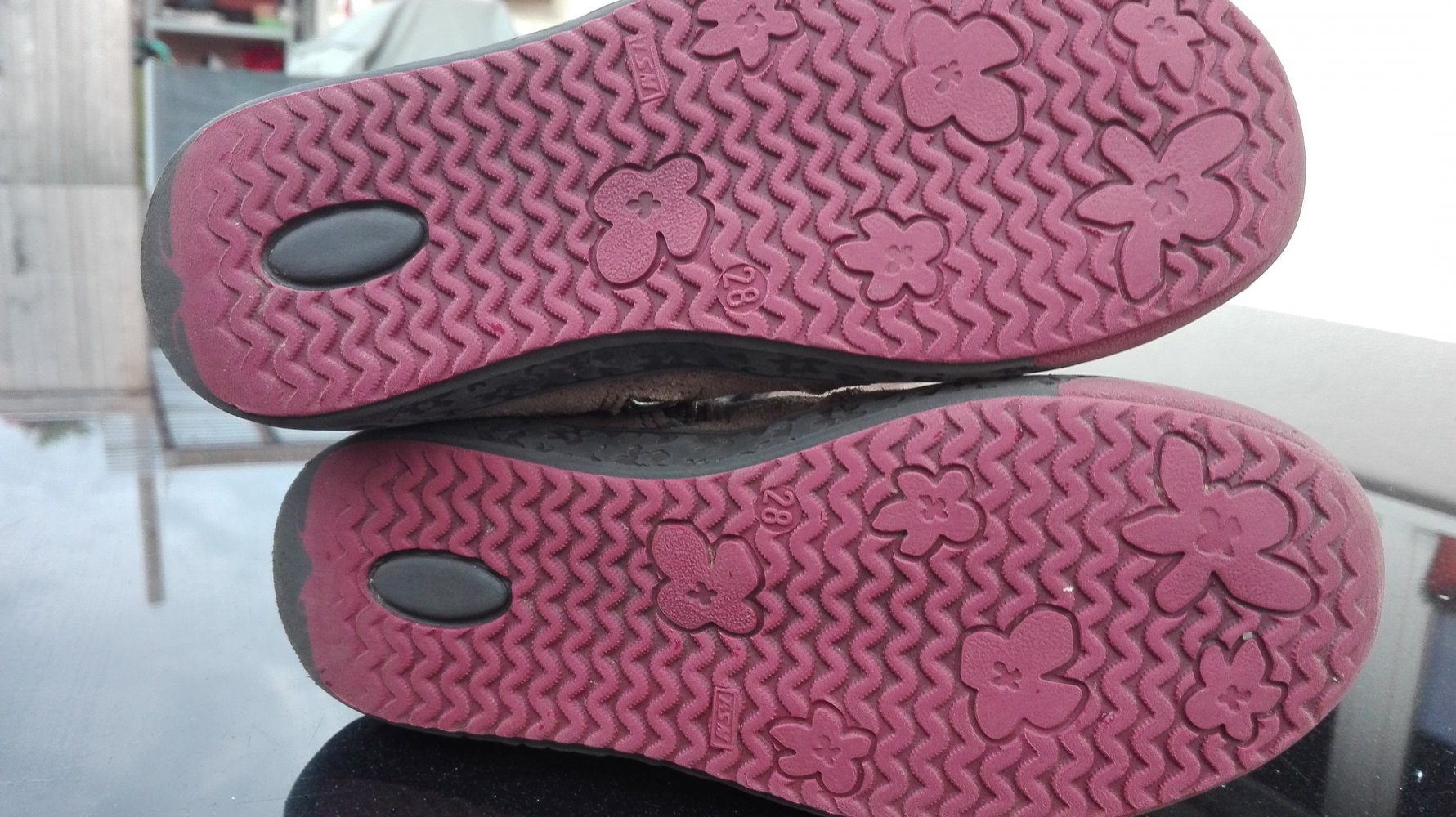 Richter - tolle Wildlederstiefel mit Blumen Gr. 28