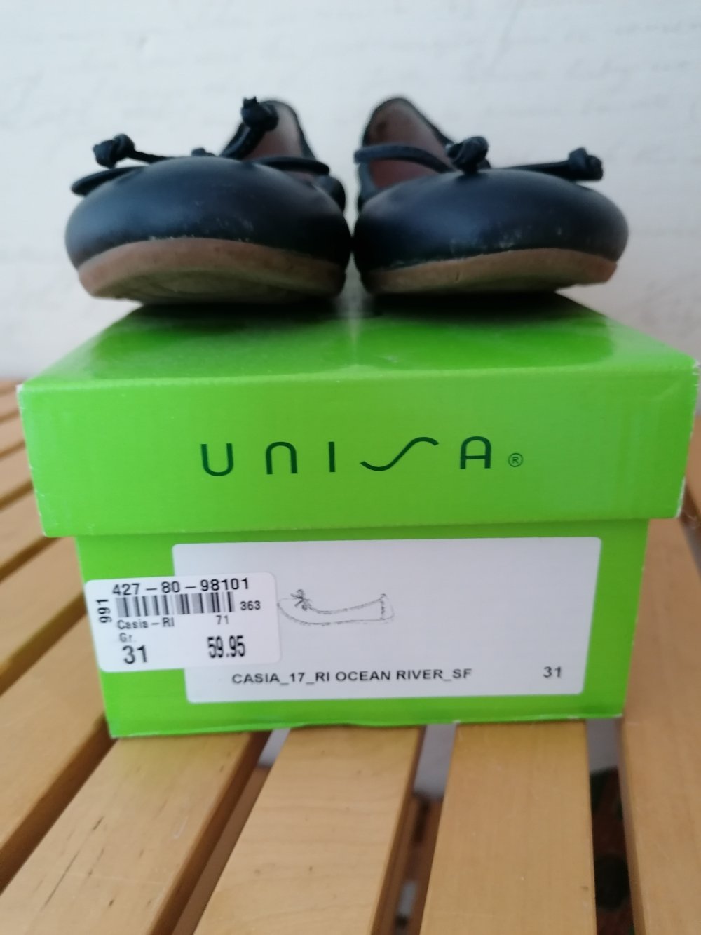 Unisa: marineblaue Leder-Ballerina Gr. 31