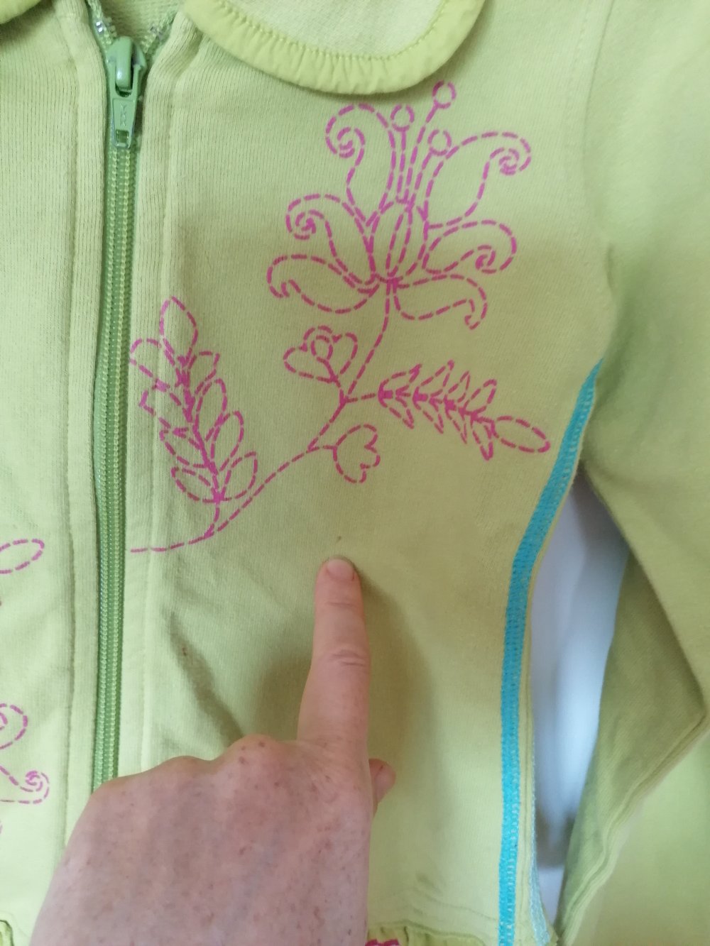 Cakewalk: hellgrüne Sweatjacke mit tollen Details Gr. 140