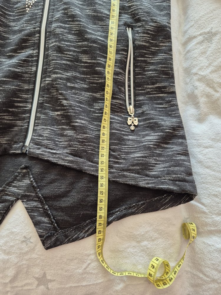 Hello Girl: grau melierte Zipfelstrickjacke mit Sternen Gr. 134