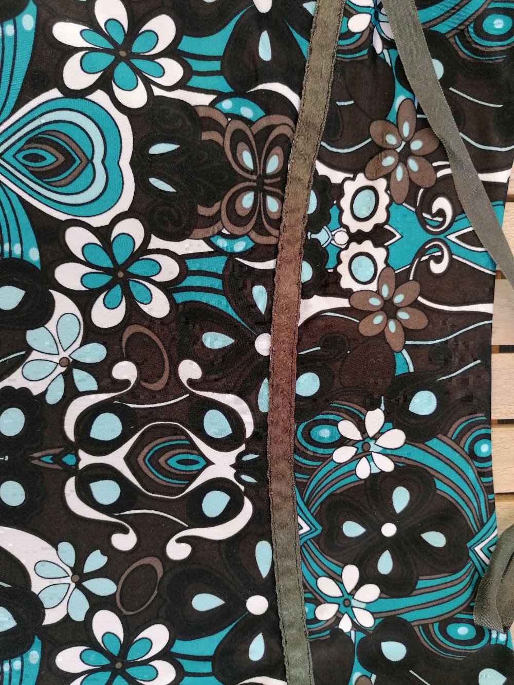 Street One: farbenfroher knielanger Rock Gr. 38