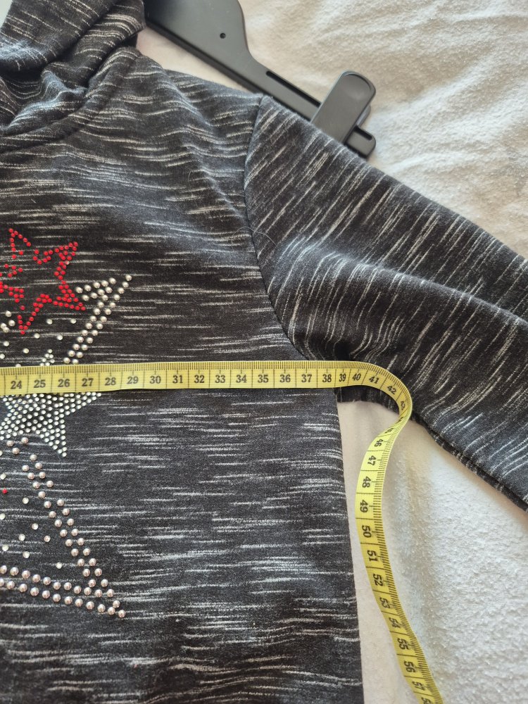 Hello Girl: grau melierte Zipfelstrickjacke mit Sternen Gr. 134