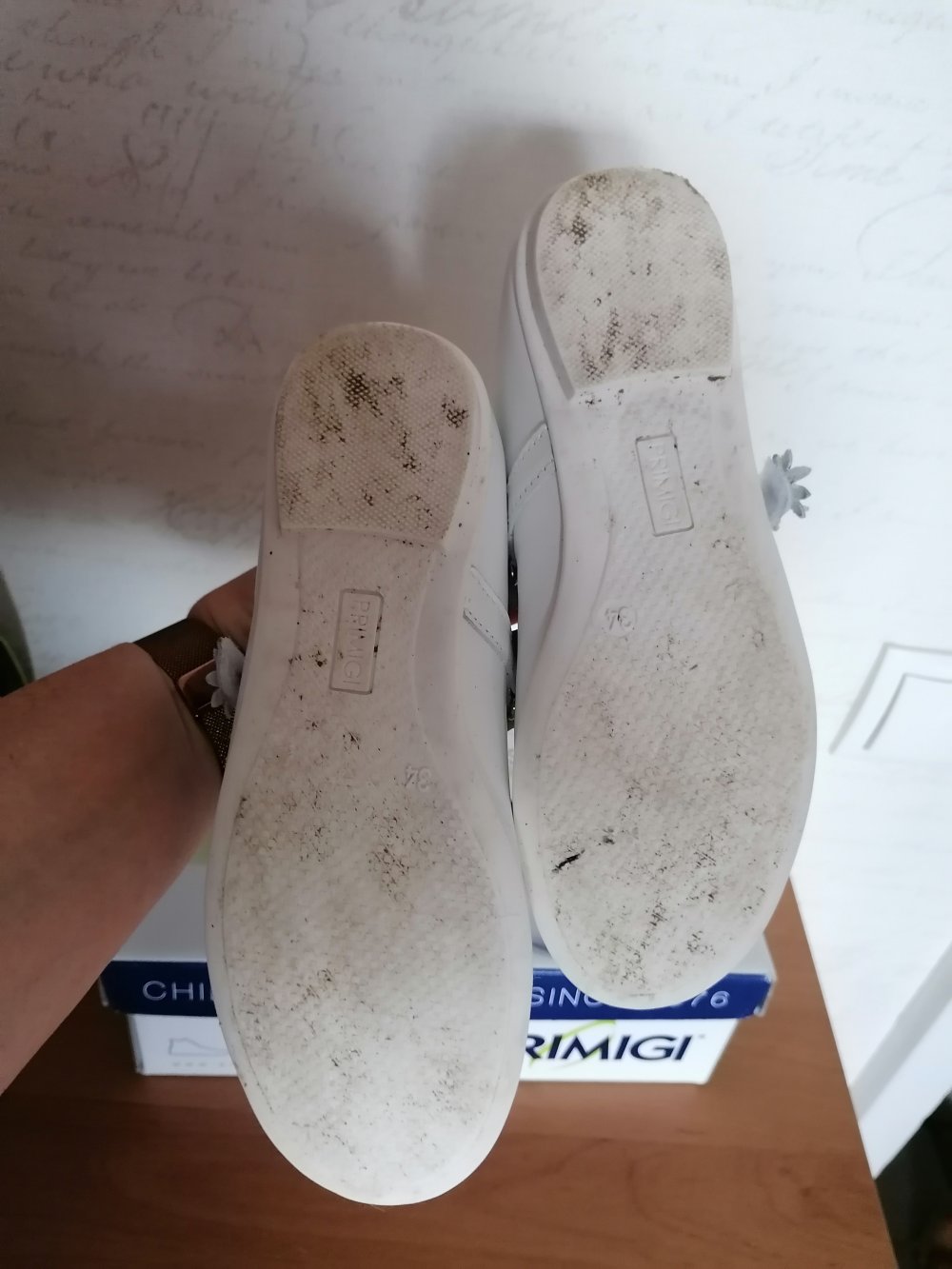 Primigi: Riemchenballerina mit Blumenapplikation, ivory Gr. 34