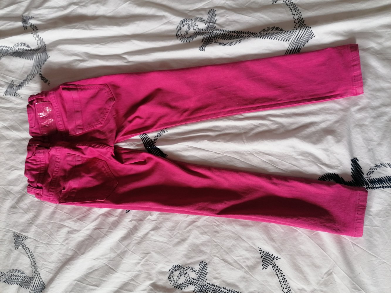 Vingino: pinke Jeans Gr. 122