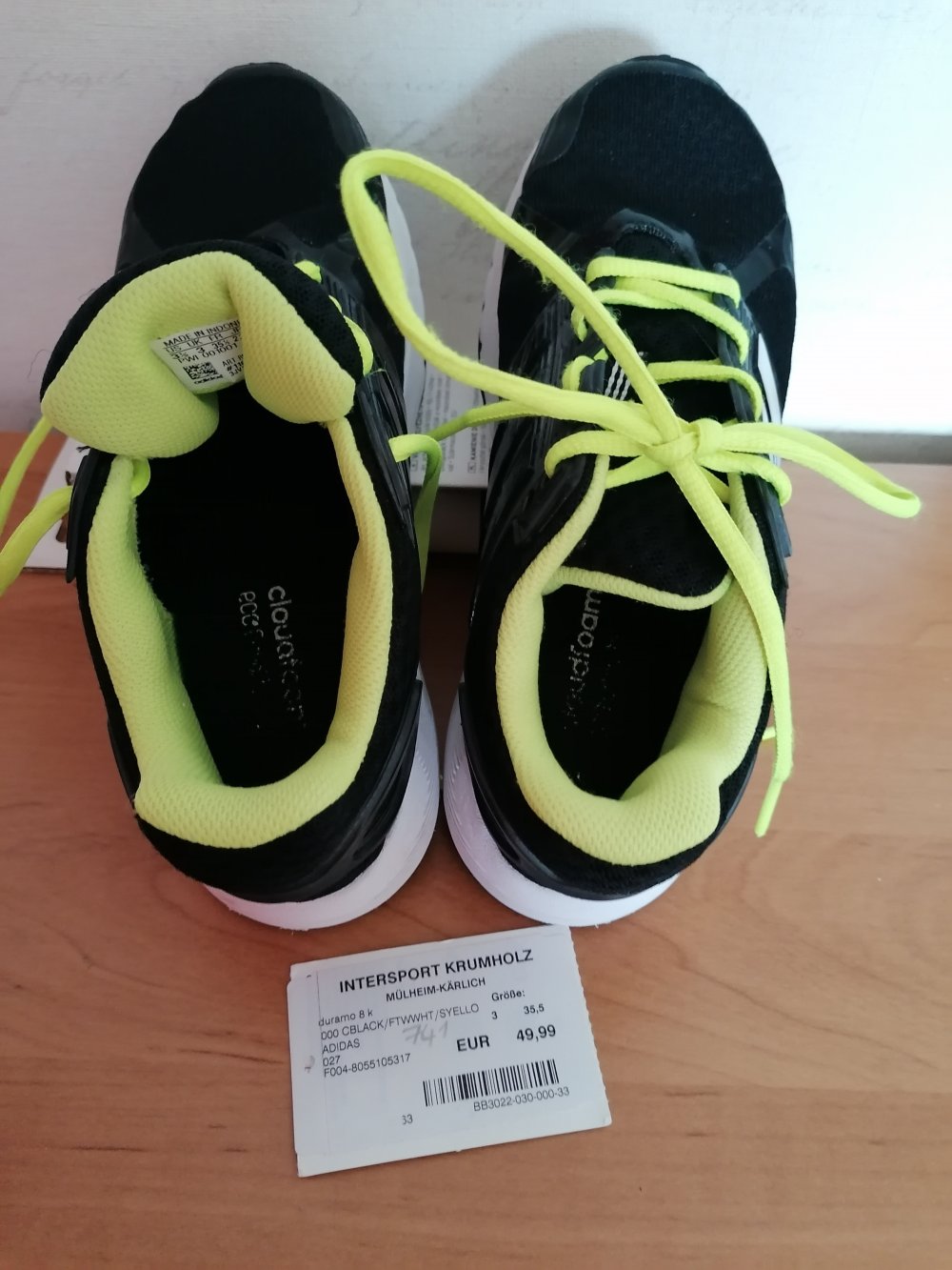 Adidas: schwarz-weiß-neongrün/gelbe Sportschuhe Gr. 35,5