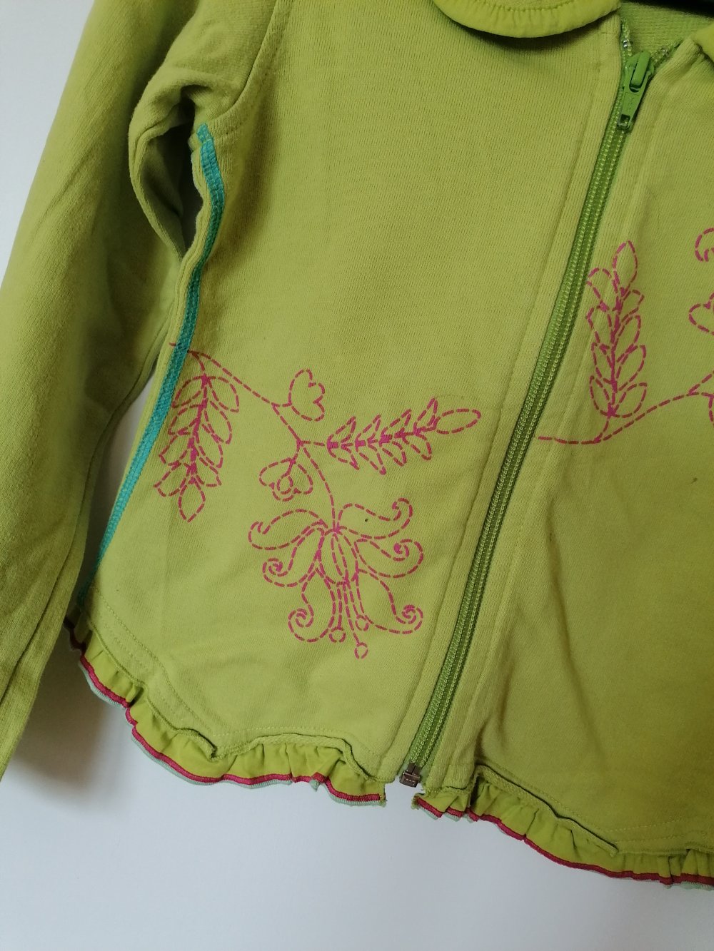 Cakewalk: hellgrüne Sweatjacke mit tollen Details Gr. 140