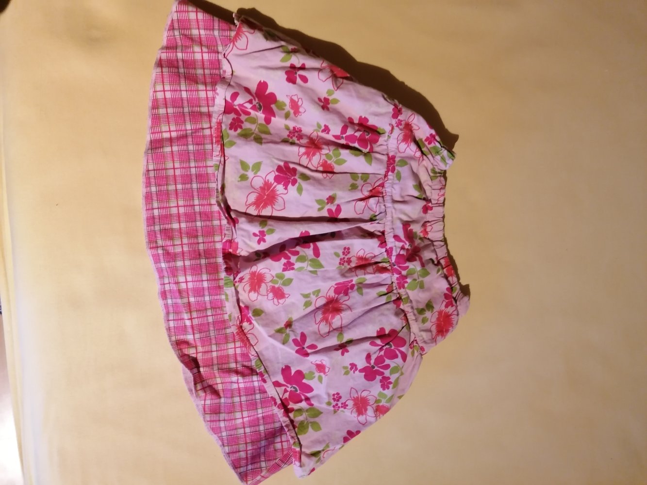 Vertbaudet: Süßer Blumenrock Gr. 108