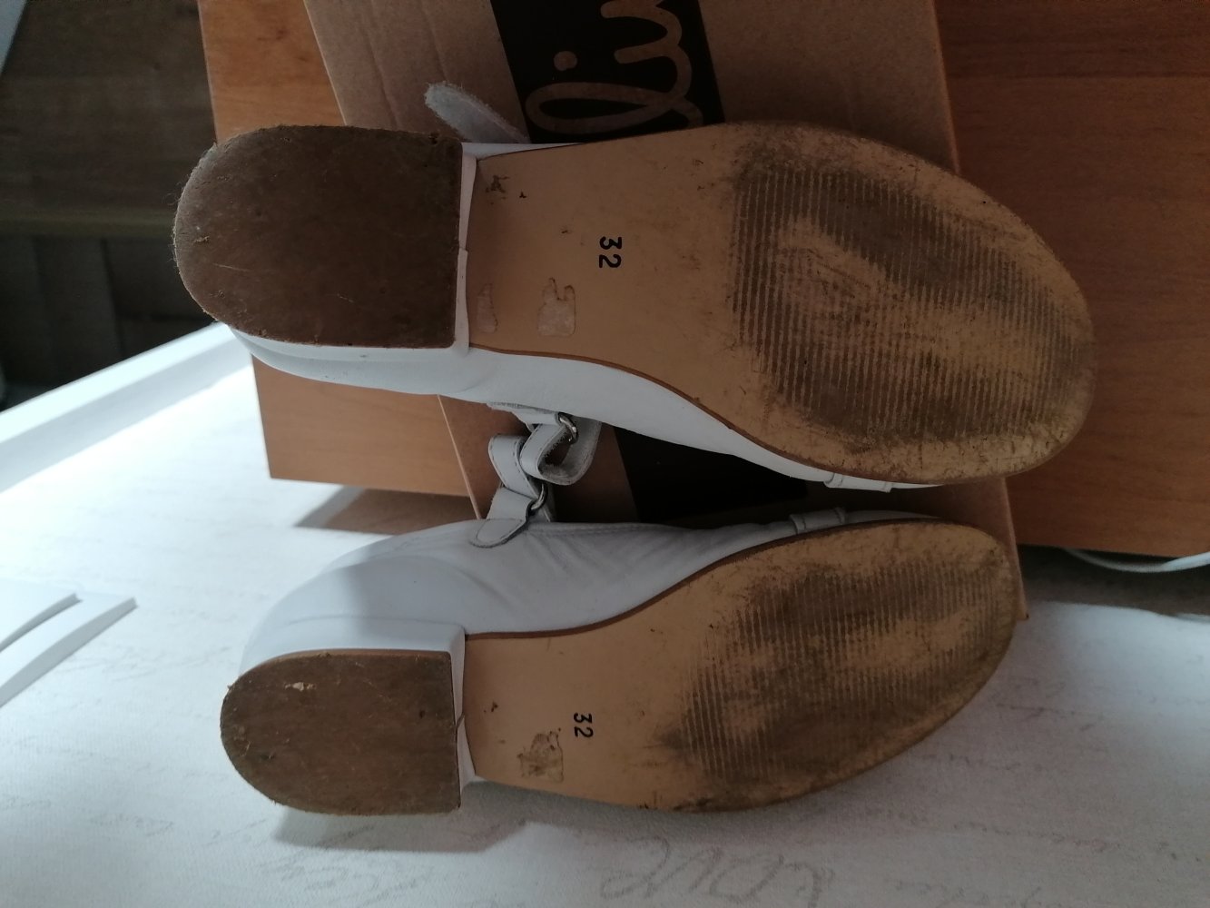 Sabalin: weiße Lederballerina Gr. 32