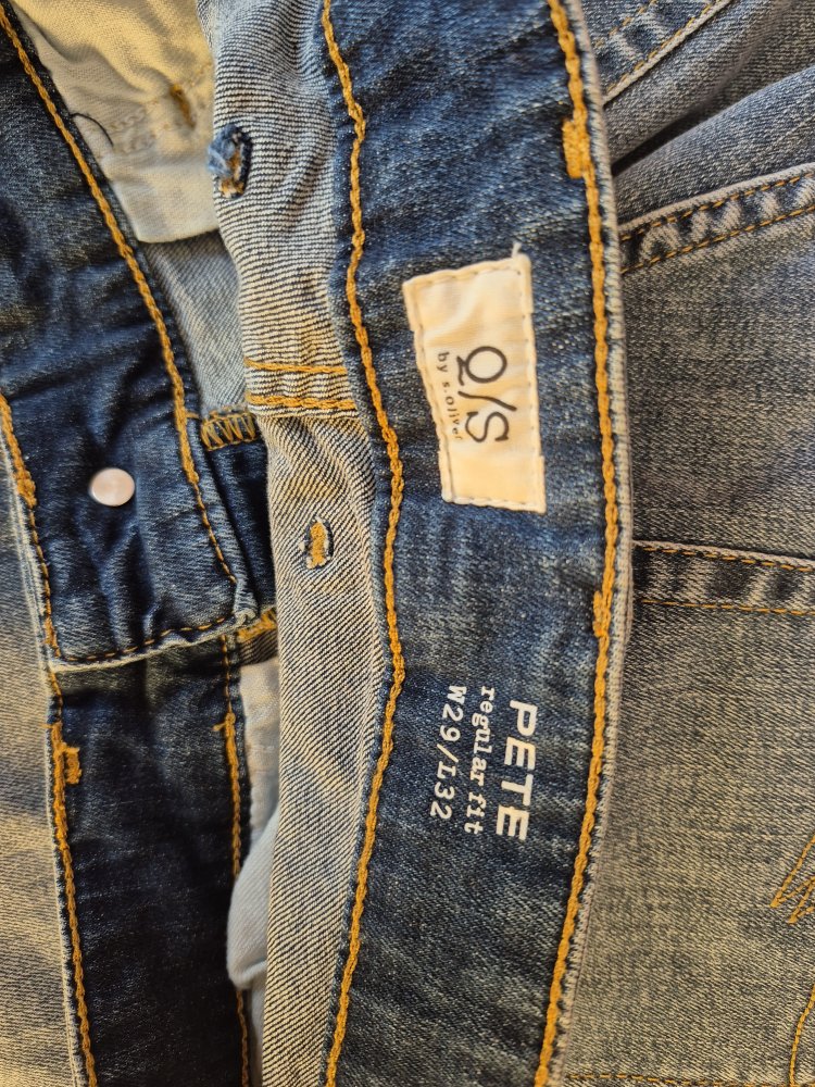 s.Oliver: blaue Jeans 