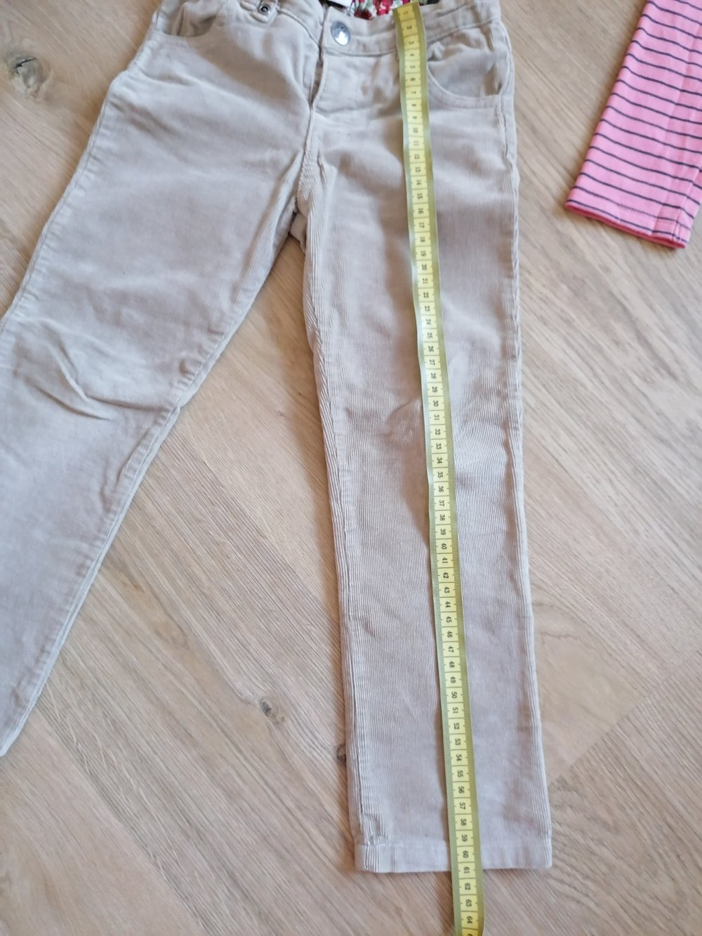 Mamas & Papas: beige Feincordhose Gr. 110 