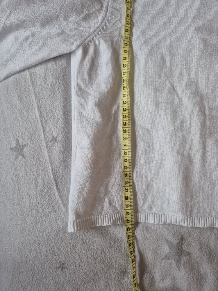 Okaidi: weißes Strickjäckchen Gr. 140