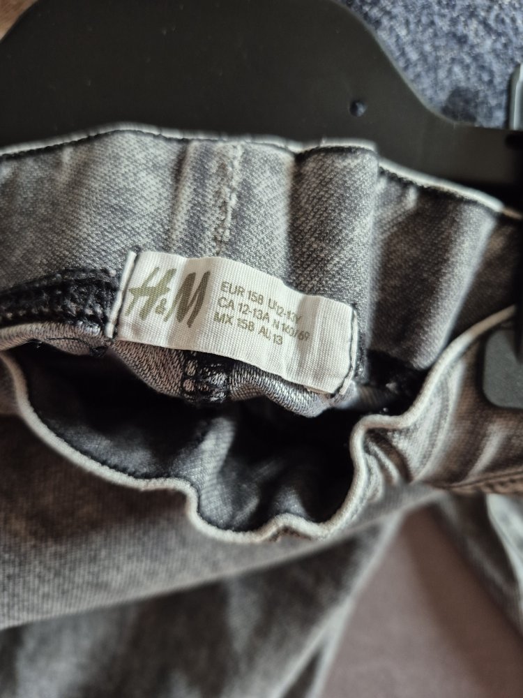 H&M: graue Jeggins Gr. 158